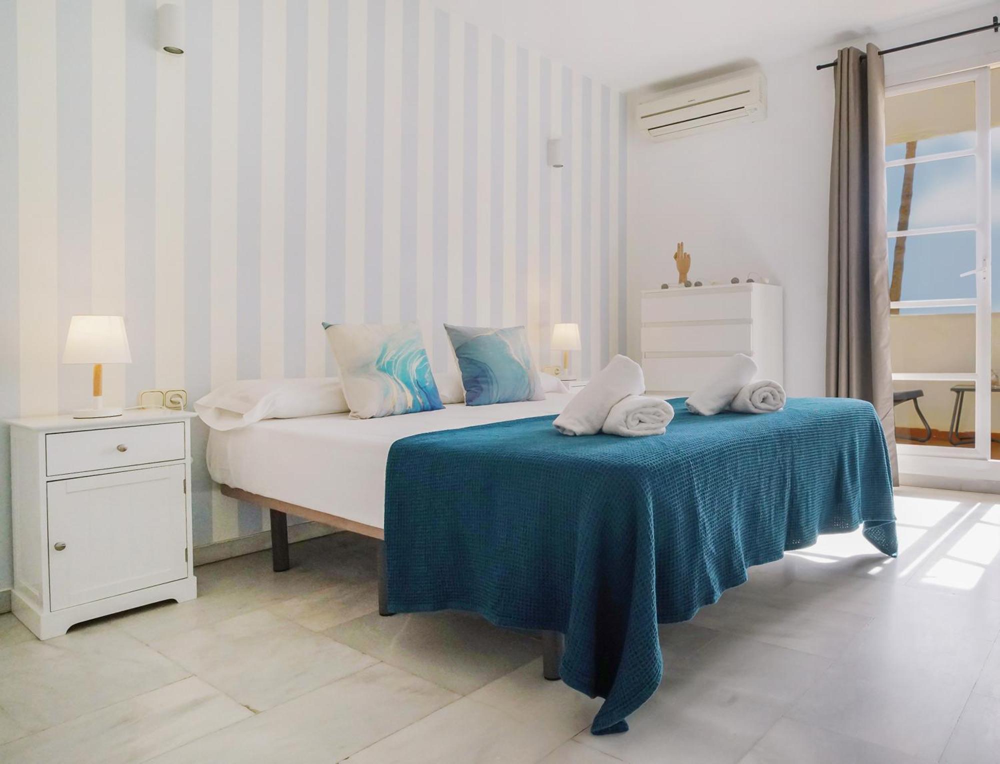 Apartmento En La Pequena Venecia, Puerto Marina Бенальмадена Экстерьер фото