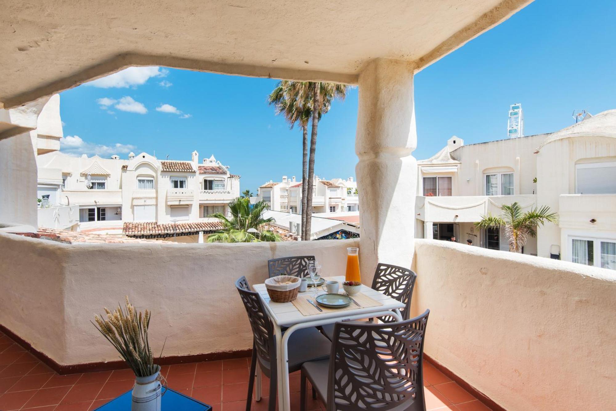 Apartmento En La Pequena Venecia, Puerto Marina Бенальмадена Экстерьер фото